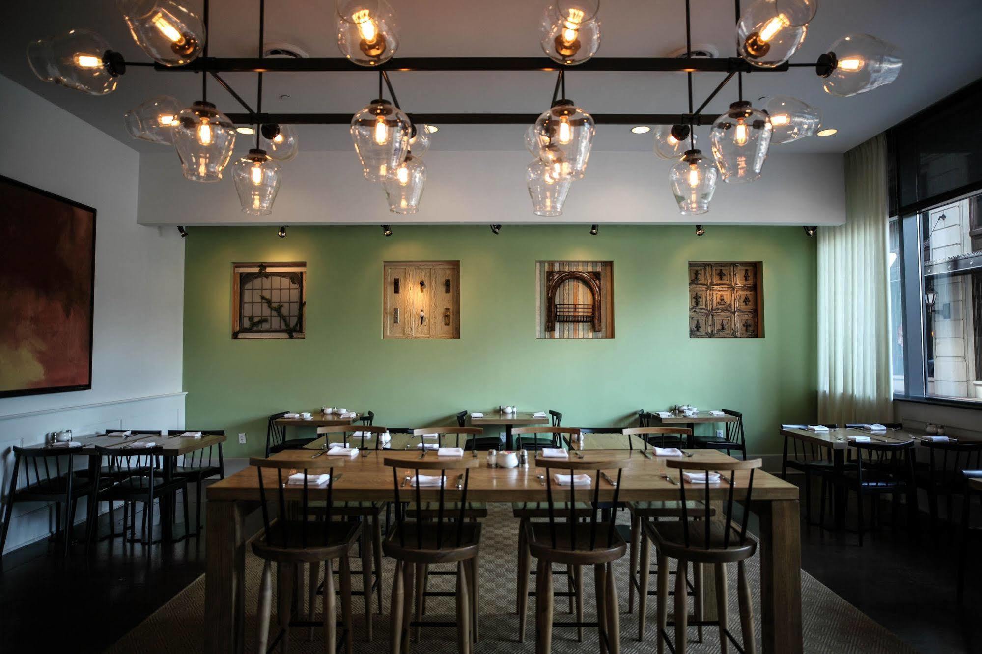 Andaz Savannah, By Hyatt Екстериор снимка